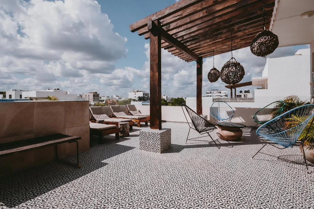 *** Apartahotel Mora Suites & Apartments By Kalma Playa del Carmen México
